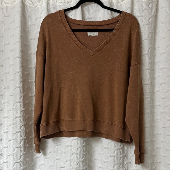 American Eagle Sweater - Picture 1 of 3